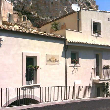 A Casa Di Grazia Acomodação com café da manhã Ragusa Exterior foto
