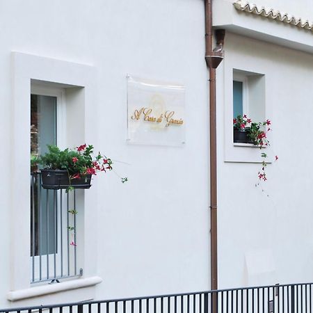 A Casa Di Grazia Acomodação com café da manhã Ragusa Exterior foto