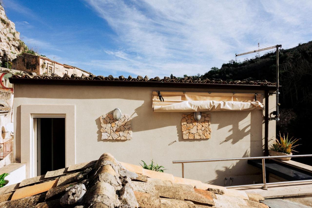A Casa Di Grazia Acomodação com café da manhã Ragusa Exterior foto